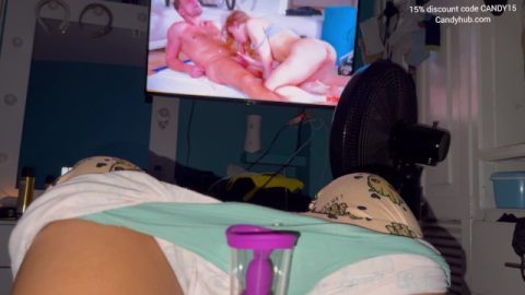 😳Watching Porn And Silk Pleasure With Clitoris Suction 😈